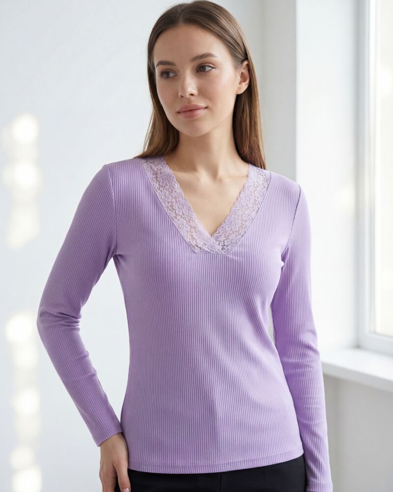 Longsleeve on a model
